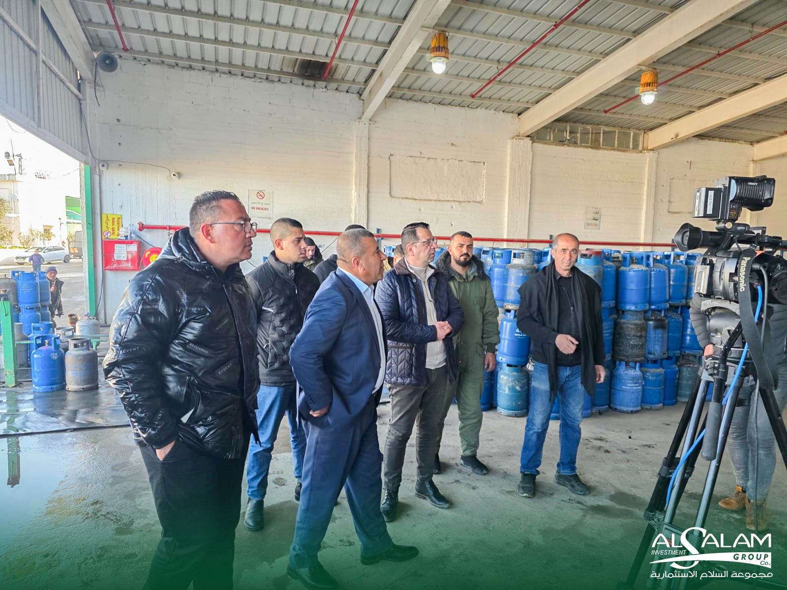 محافظ الخليل السيد خالد دودين يزور محطة الغاز التابعة لمجموعة السلام الاستثمارية