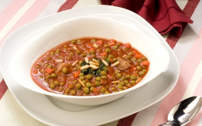 مرق البازيلا مع الجزر